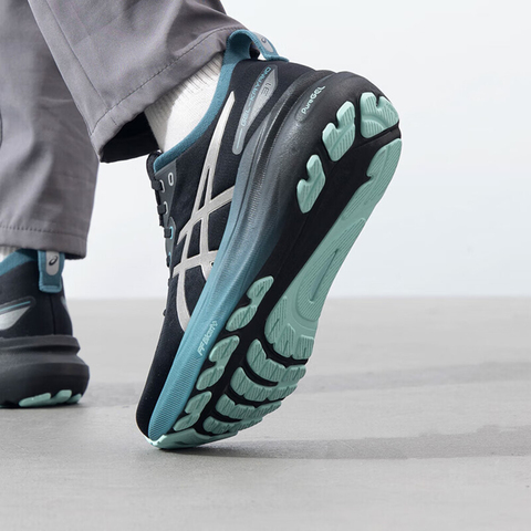 Asics亚瑟士2025男子GEL-KAYANO 31 LITE-SHOW CNKAYANO1011C100-001