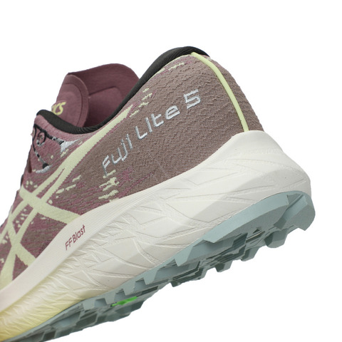 Asics亚瑟士2025女子Fuji Lite 5RUNNING其他1012B690-501