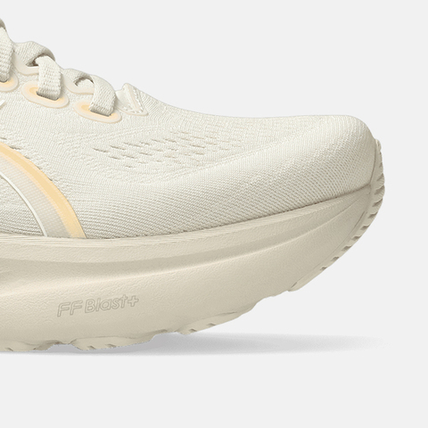 Asics亚瑟士2025女子GEL-KAYANO 32KAYANO1012B838-250