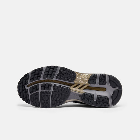 Asics亚瑟士2025女子METARUNMetaRun1012B977-001