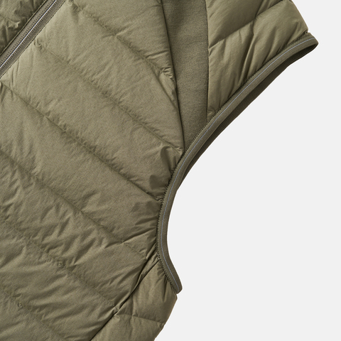 Asics亚瑟士2025男子男式运动轻量羽绒马甲羽绒背心2031F370-300