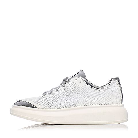 BASTO/百思图春季专柜同款白/银PU革/塑胶系带拼接女休闲鞋16A71AM6