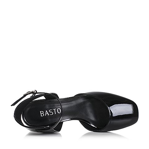 BASTO/百思图夏季黑色牛皮简约纯色时尚方头粗跟女皮凉鞋0601BBL7
