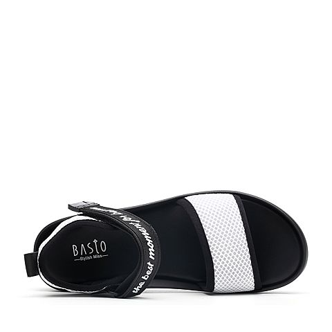 BASTO/百思图2018夏季专柜同款白色纺织品字母坡跟女凉鞋DB231BL8
