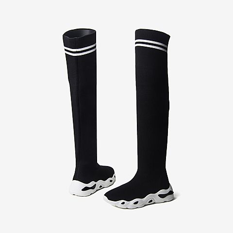 BASTO/百思图2018冬季黑色纺织物条纹休闲女长靴袜靴ZAK02DG8
