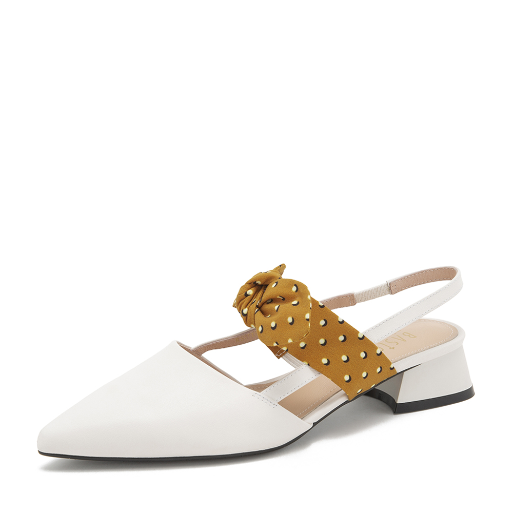 BASTO/百思图年夏季蝴蝶结尖头方跟女凉鞋RSY18BH9