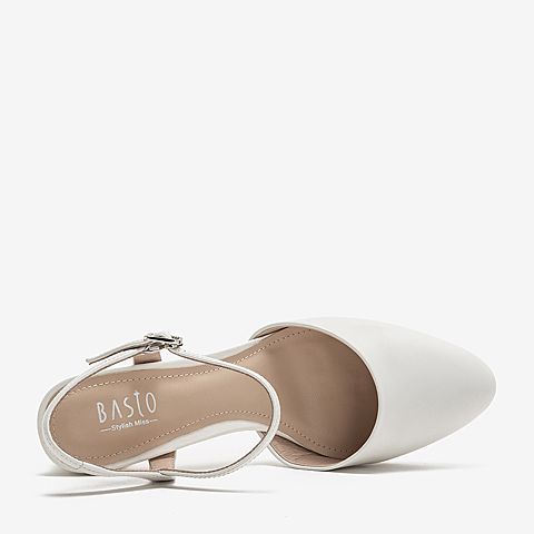 BASTO/百思图夏季白色绵羊皮革纯色方跟休闲女皮凉鞋RXF01BH9
