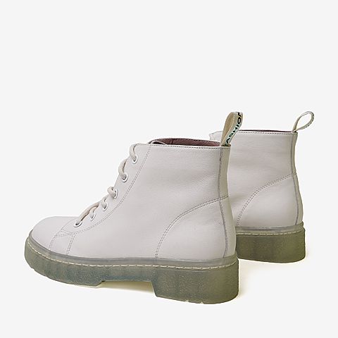 百思图2020春季新款浅白牛皮系带方跟潮酷街头风女马丁靴A7201AM0