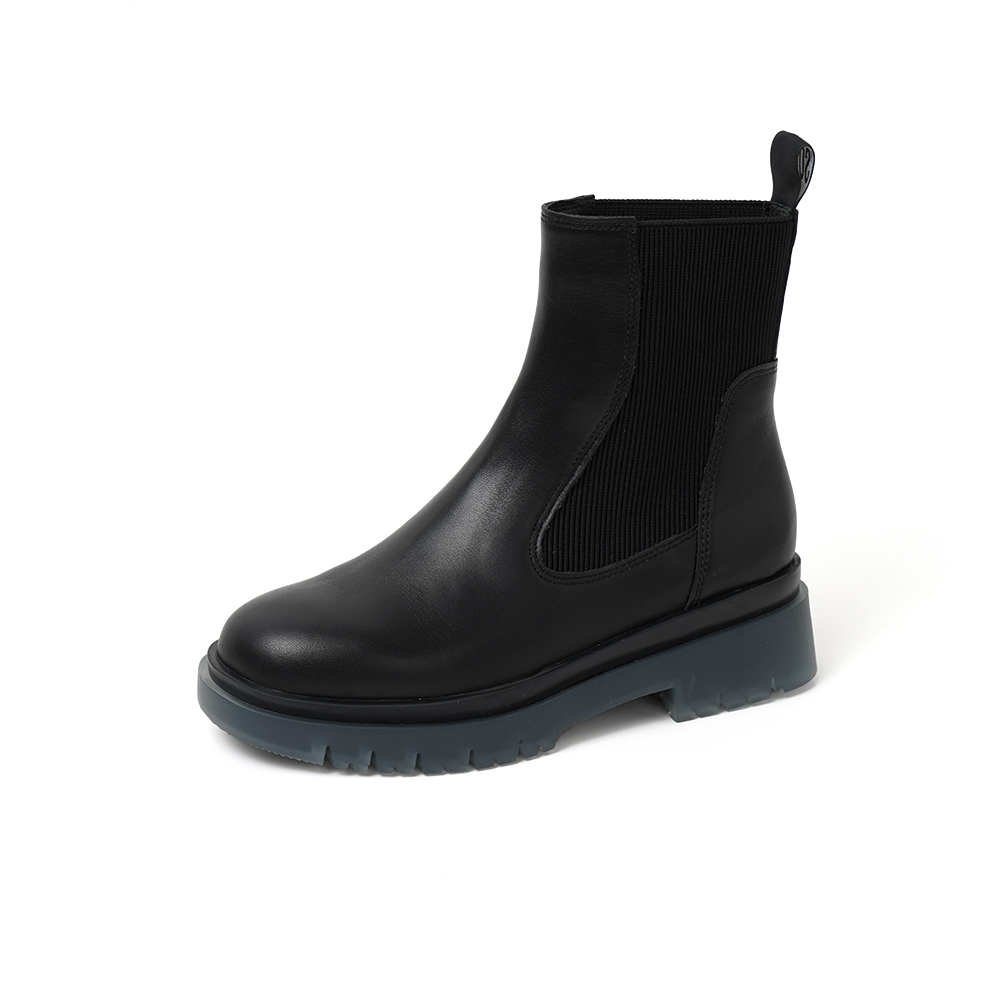 百思图2020冬季新款商场同款英伦风机车切尔西靴女皮短靴RX960DZ0