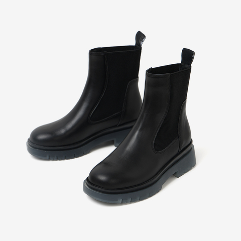 百思图2020冬季新款商场同款英伦风机车切尔西靴女皮短靴RX960DZ0