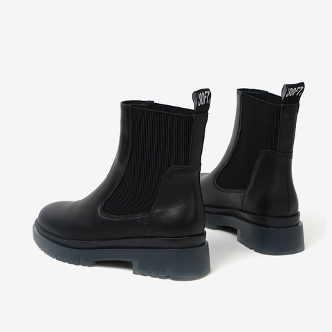 百思图2020冬季新款商场同款英伦风机车切尔西靴女皮短靴RX960DZ0