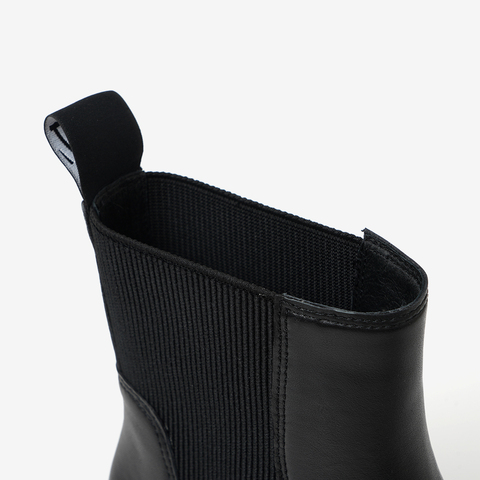 百思图2020冬季新款商场同款英伦风机车切尔西靴女皮短靴RX960DZ0