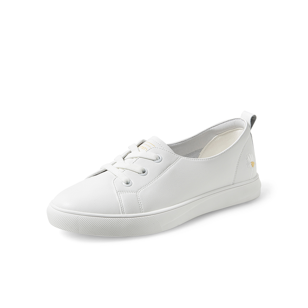 百思图2021春季新款青春活力小雏菊平底小白鞋女休闲单鞋YIP60AM1