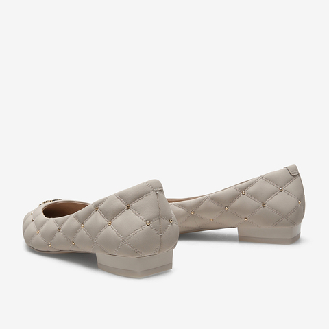 百思图2021春季新款甜美气质蝴蝶结菱格尖头浅口女单鞋TV420AQ1