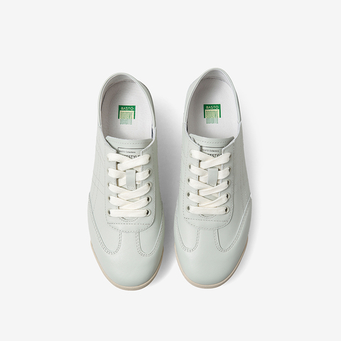 百思图2021春季新款商场同款ins潮流韩范厚底女休闲鞋WFC03AM1