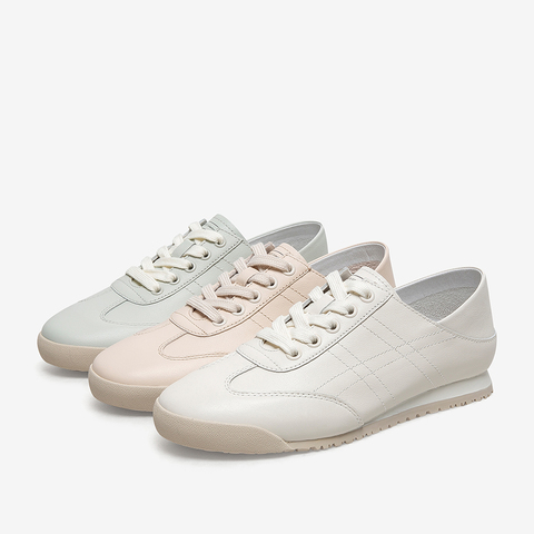 百思图2021春季新款商场同款ins潮流韩范厚底女休闲鞋WFC03AM1