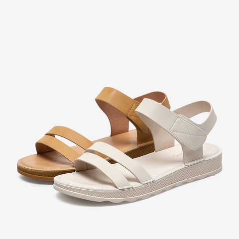 百思图2021夏季新款商场同款简约厚底沙滩罗马女凉鞋YB603BL1