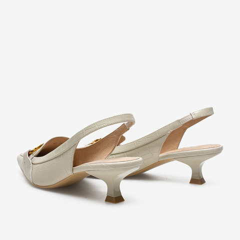 百思图2021夏季新款商场同款时髦金属饰一字带女凉鞋TAM01BH1