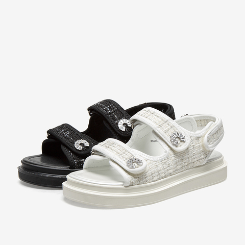 百思图2021夏季新款商场同款时髦小香风厚底休闲女凉鞋WKC05BL1