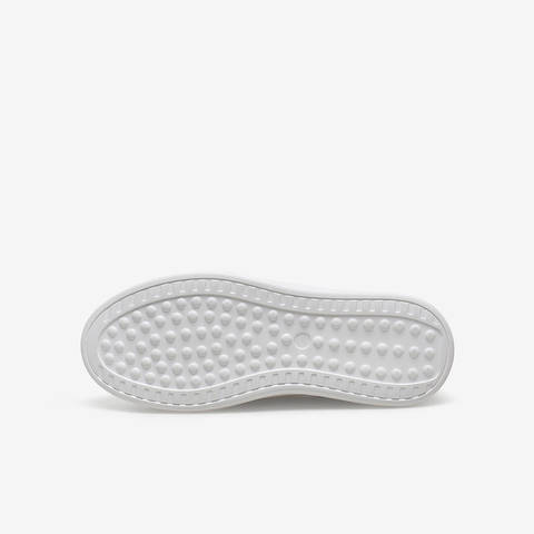 百思图2021夏季新款简约潮流厚底圆头小白鞋女休闲鞋WKY12BM1