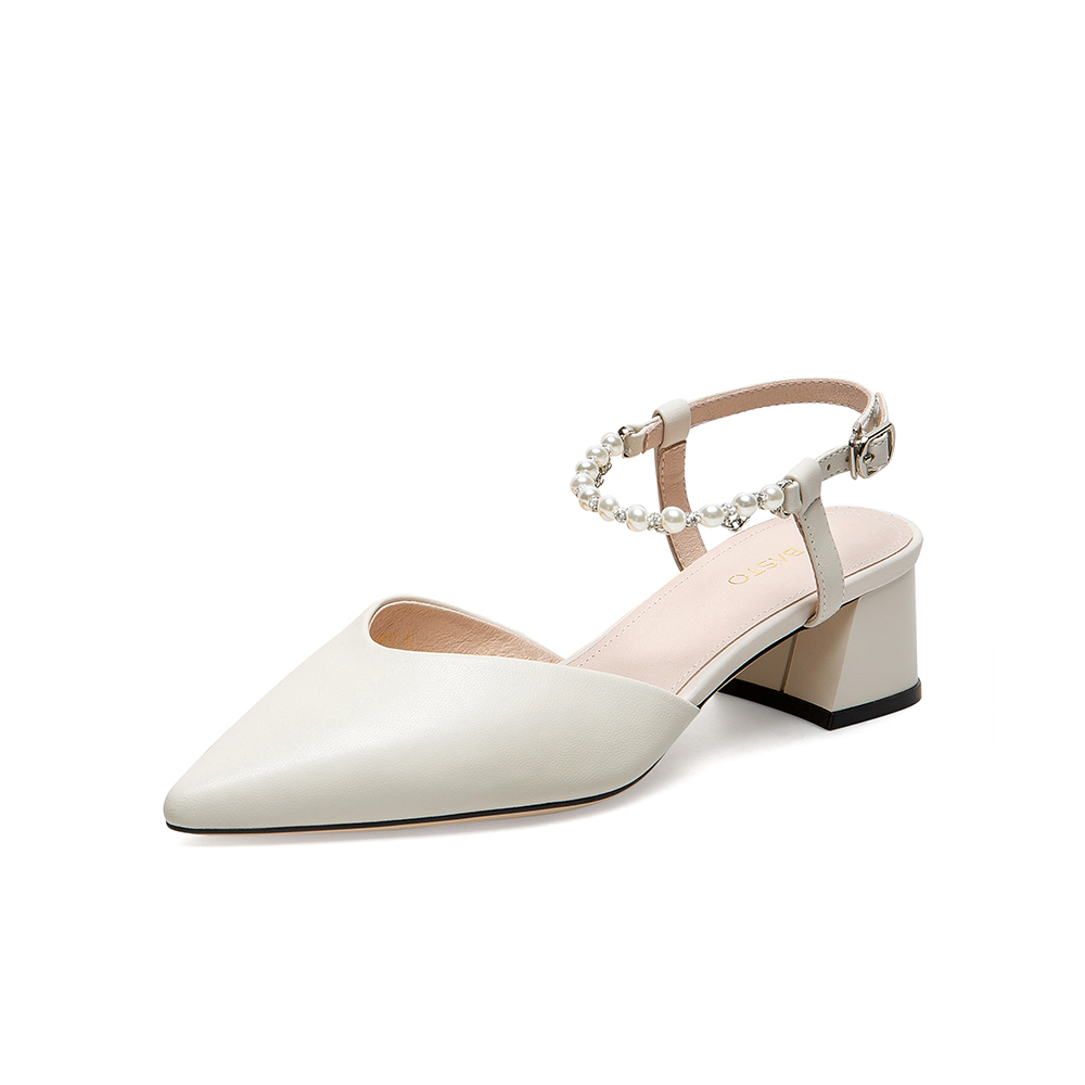 百思图2021夏季新款简约优雅气质珍珠饰粗跟尖头凉鞋女A2210BH1