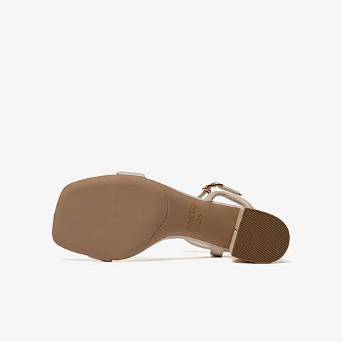 百思图2021夏季新款商场同款优雅气质一字带粗跟女凉鞋MB16ABL1