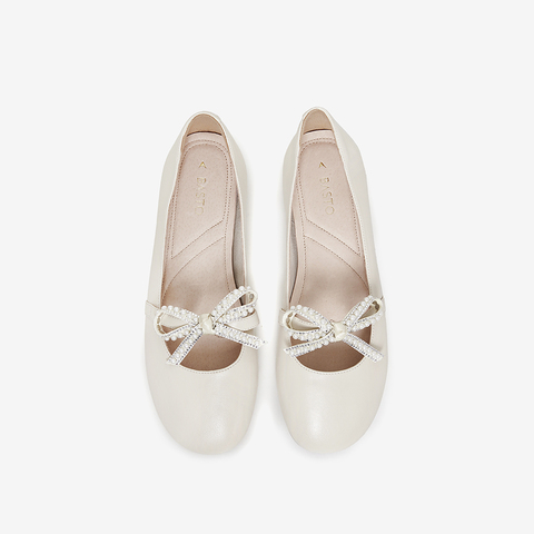 百思图2021春季新款时髦珍珠蝴蝶结方跟浅口玛丽珍女单鞋WNP05AQ1