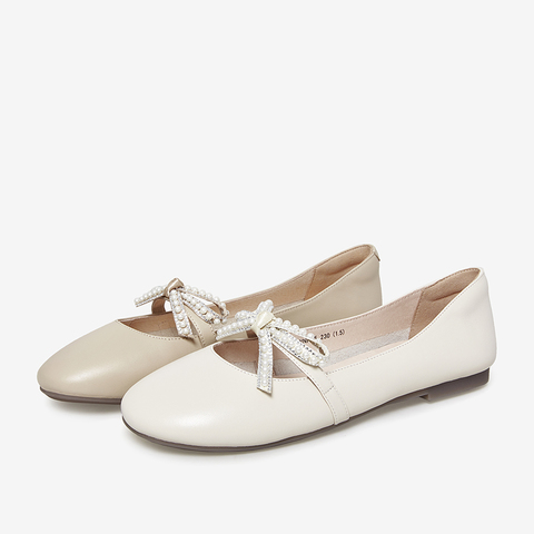 百思图2021春季新款时髦珍珠蝴蝶结方跟浅口玛丽珍女单鞋WNP05AQ1