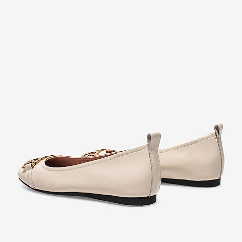 百思图2021秋季新款商场同款时髦金属扣平底浅口女单鞋WMW01CQ1