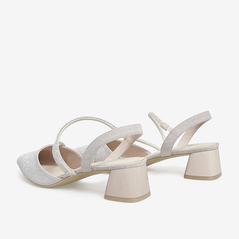 百思图2021夏季新款商场同款时髦气质粗跟尖头亮钻凉鞋女TDJ23BH1