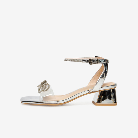 百思图2021夏季新款商场同款时尚蝴蝶结一字带粗跟凉鞋RQ227BL1