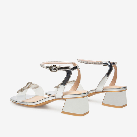 百思图2021夏季新款商场同款时尚蝴蝶结一字带粗跟凉鞋RQ227BL1