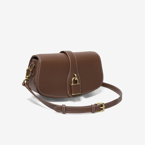 百思图2021冬季新款商场同款时尚潮流复古斜挎包女X2412DX1