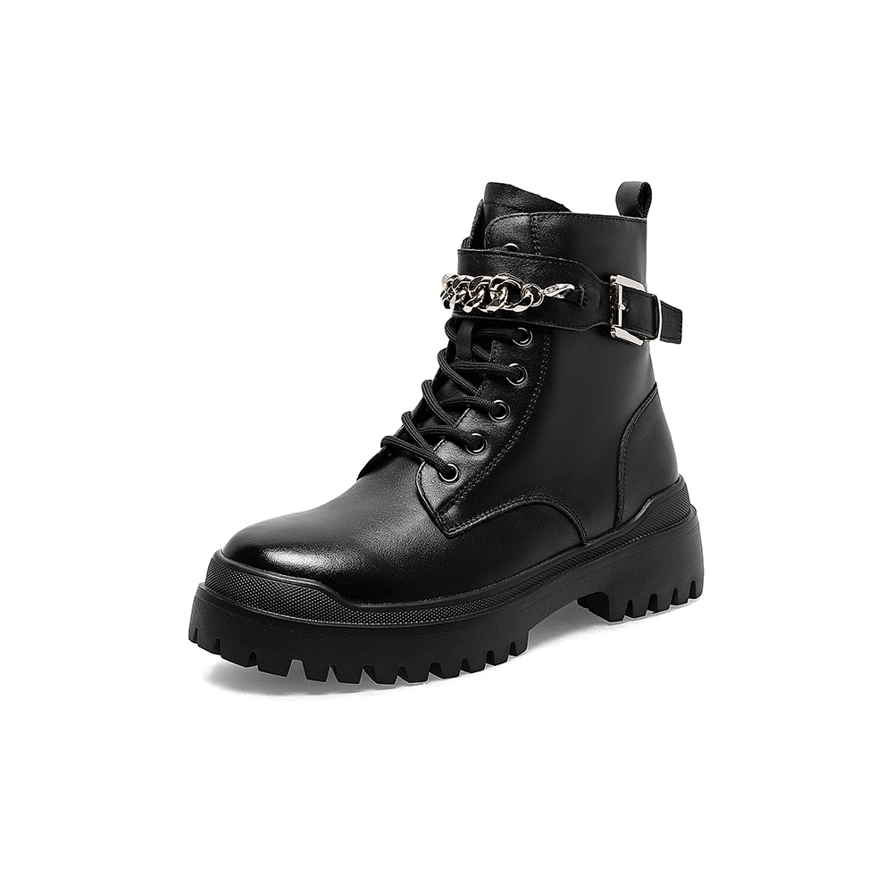 百思图2021冬季新款英伦风金属饰带圆头粗跟马丁靴女短靴FD500DD1