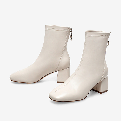 百思图2021冬季新款商场同款简约气质方跟时装靴女中靴MDP01DZ1