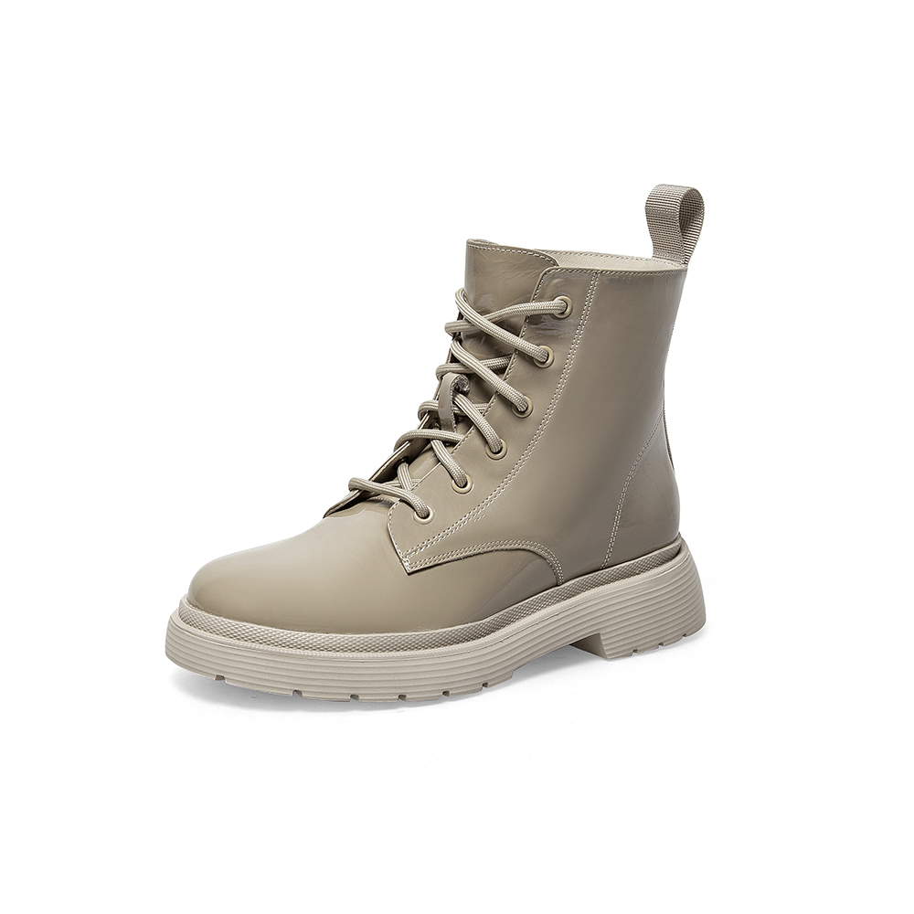 百思图2021冬季新款时尚潮流厚底方跟马丁靴女短靴A5336DD1