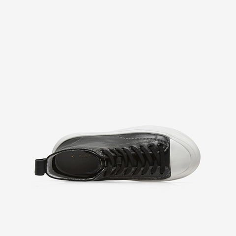 百思图2021冬季新款商场同款厚底学院风圆头低靴短靴女WTN02DD1