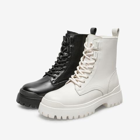 百思图2021冬季新款英伦风简约粗跟圆头马丁靴女短靴FD635DD1