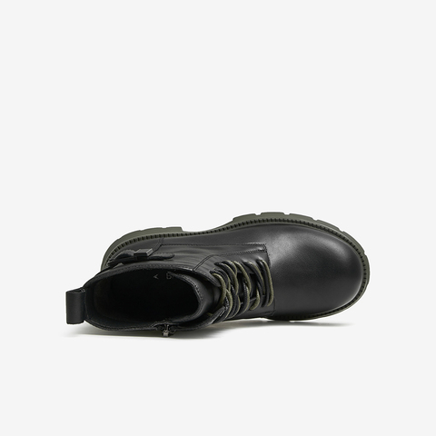 百思图2022冬季新款商场同款时尚潮酷机车马丁靴女短靴TD052DD2