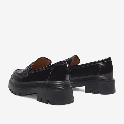 百思图2023春季新款商场同款时尚潮流通勤乐福鞋女单鞋VKZ02AA3