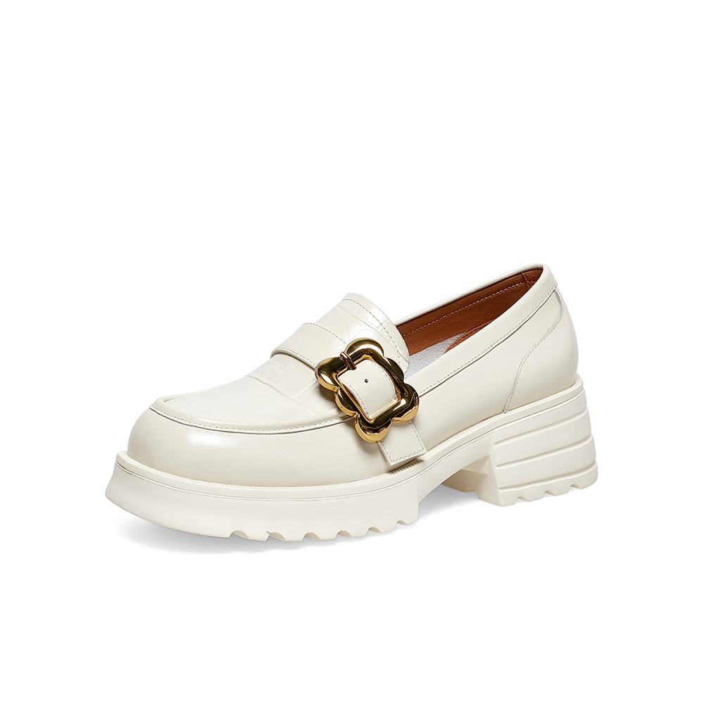 百思图2023春季新款商场同款时尚潮流通勤乐福鞋女单鞋VHT04AA3