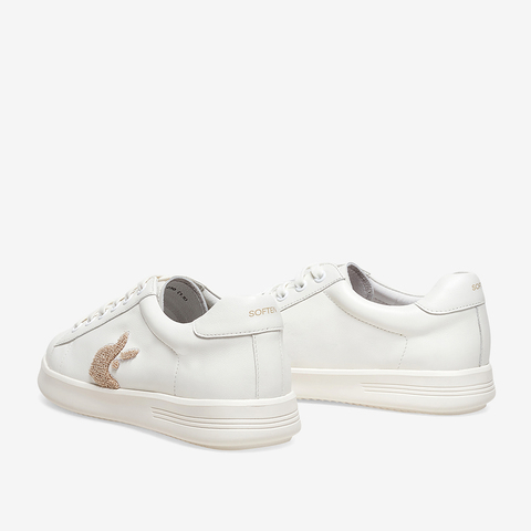 百思图2023春季新款商场同款时尚潮流小白鞋板鞋女休闲鞋WNN40AM3