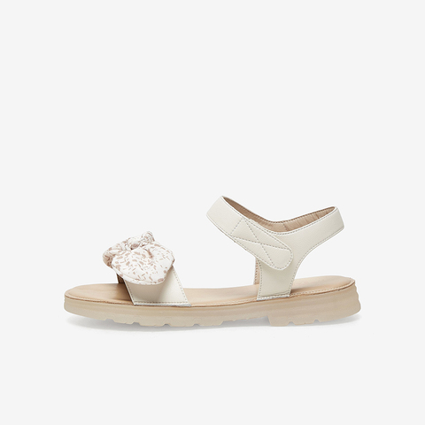 百思图2023夏季新款商场同款时髦蝴蝶结一字带女凉鞋WJZ31BL3