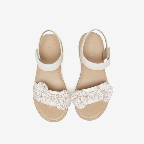 百思图2023夏季新款商场同款时髦蝴蝶结一字带女凉鞋WJZ31BL3