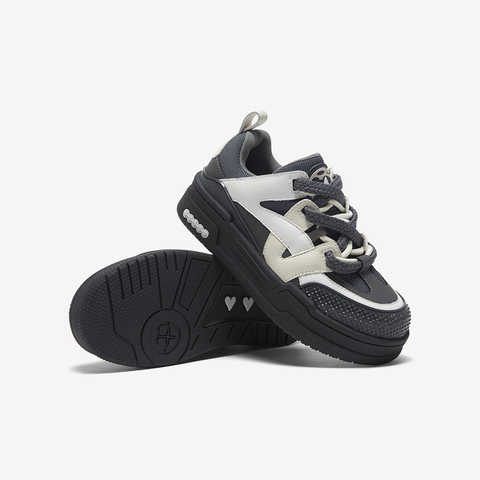 百思图2023秋季新款休闲运动时尚板鞋厚底女休闲鞋IC025CM3