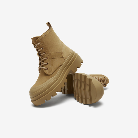 百思图2023冬季新款时髦户外工装马丁靴粗跟圆头女短靴VTF05DD3