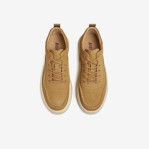 百思图2023冬季新款时尚简约运动休闲板鞋厚底男休闲鞋EIB01DM3