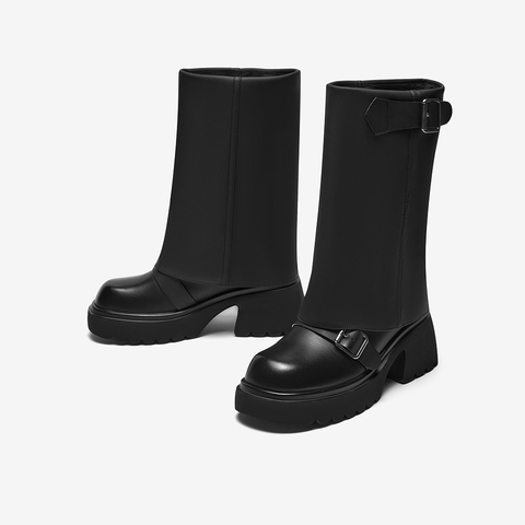 百思图2023冬季新款时髦潮流街拍时装靴粗跟圆头女中靴ZD025DZ3