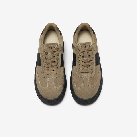 百思图2024春季新款时尚运动休闲板鞋厚底圆头女休闲鞋ID007AM4