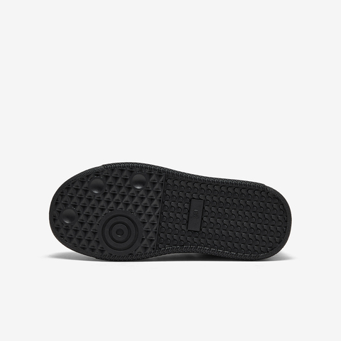 百思图2024春季新款时尚运动休闲板鞋厚底圆头女休闲鞋ID007AM4